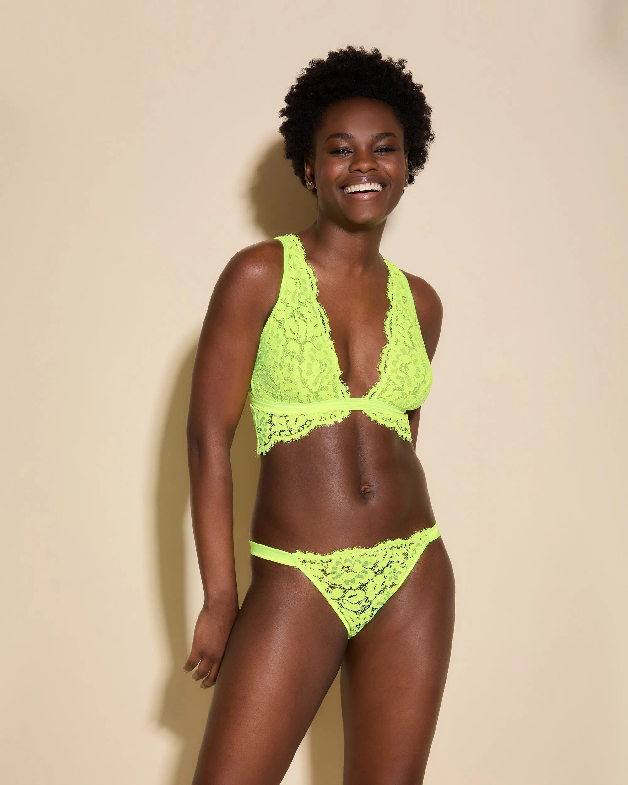 Bralette Con Taglio A Triangolo Alto